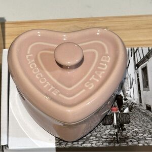 Staub, heart shape mini cocotte. Set of 2